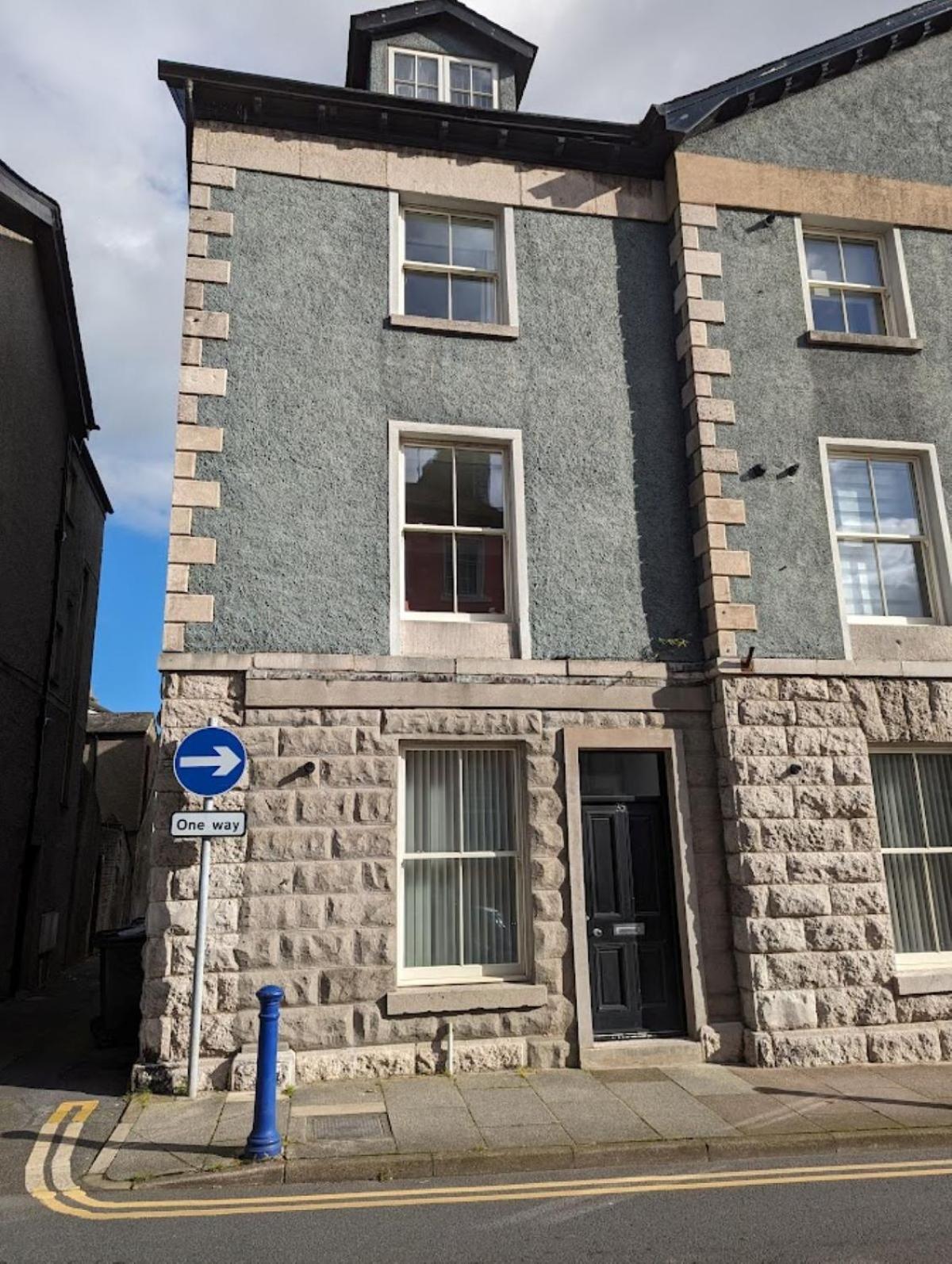 4 Bedroom House, Central 阿尔弗斯顿 外观 照片